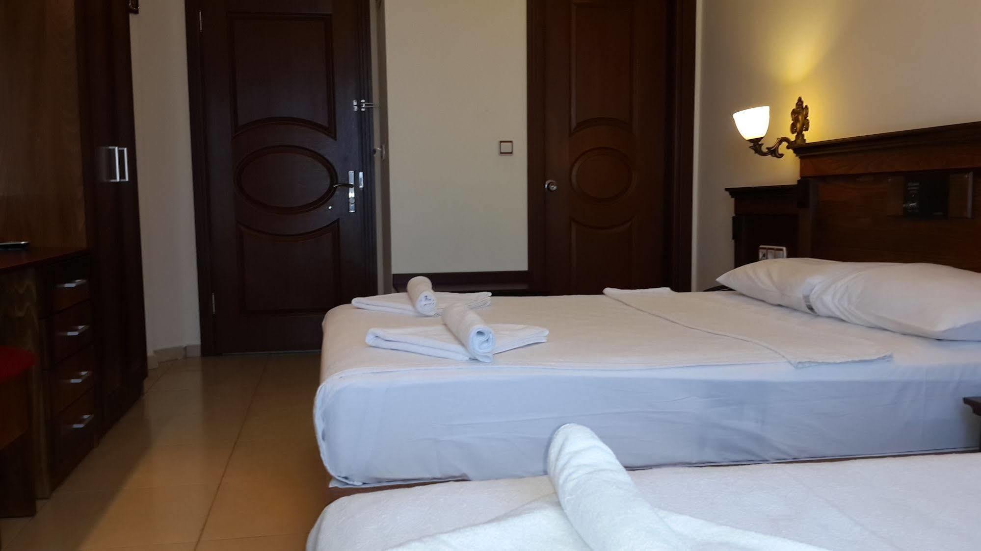 Adaburnu Golmar Hotel Emecik Bagian luar foto